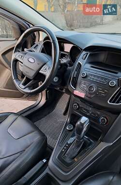 Седан Ford Focus 2016 в 