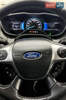 Хэтчбек Ford Focus 2013 в Ромнах