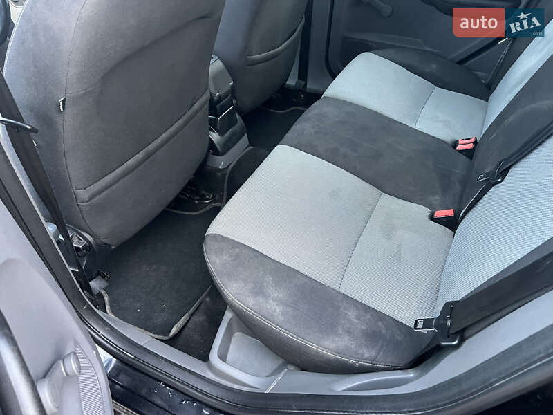 Хэтчбек Ford Focus 2010 в Самборе