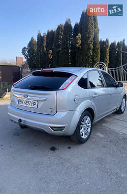 Хетчбек Ford Focus 2009 в Дубні