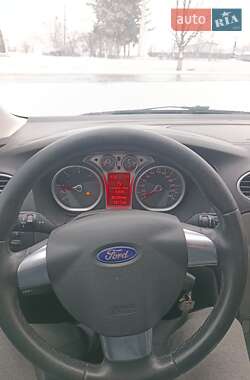 Универсал Ford Focus 2008 в Иваничах