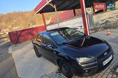 Хэтчбек Ford Focus 2007 в 