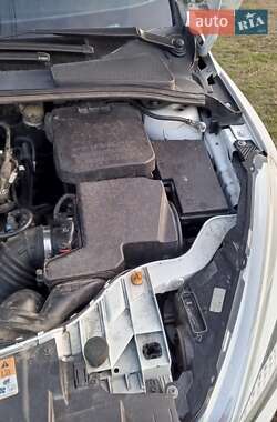 Седан Ford Focus 2015 в 
