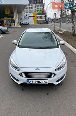 Седан Ford Focus 2017 в Киеве