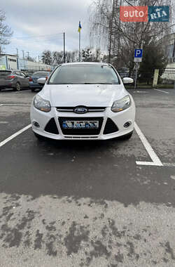 Хэтчбек Ford Focus 2014 в Черновцах