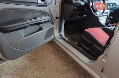 Универсал Ford Focus 2010 в 