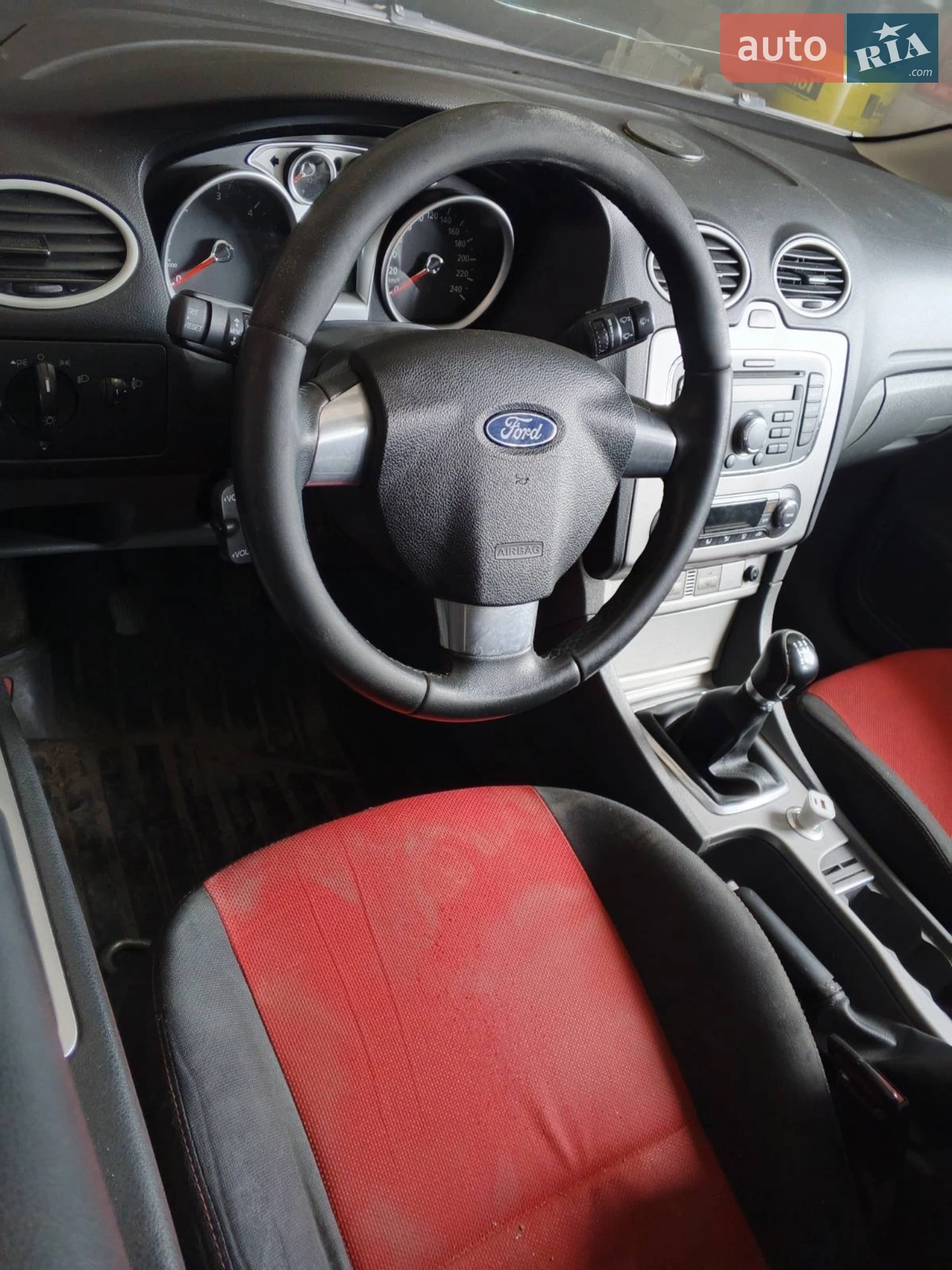 2010 Ford Focus - мініатюра 7