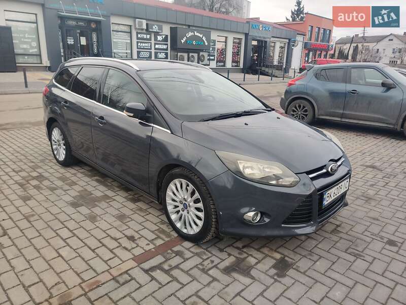 Универсал Ford Focus 2014 в 