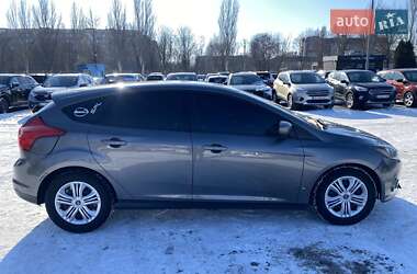 Хэтчбек Ford Focus 2011 в Днепре