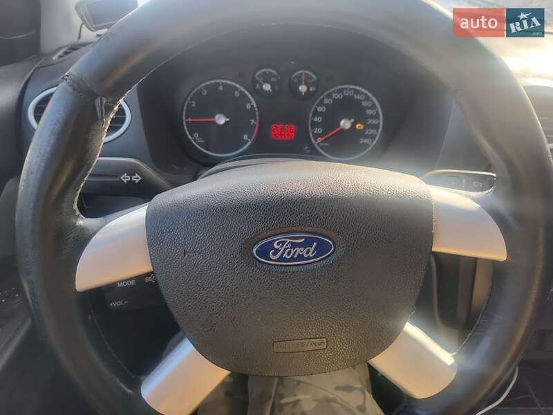 Хэтчбек Ford Focus 2010 в Харькове фото 2 Хэтчбек Ford Focus 2010 в Харькове