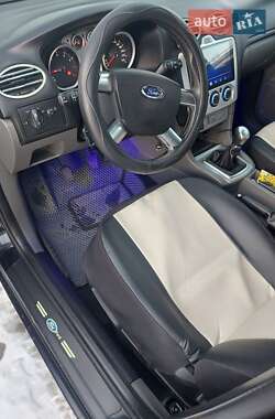 Хэтчбек Ford Focus 2008 в 