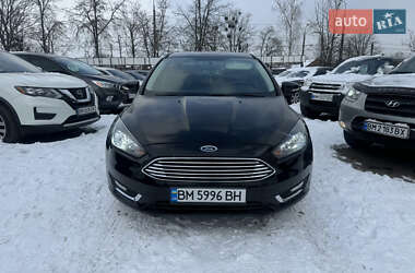 Седан Ford Focus 2015 в Сумах