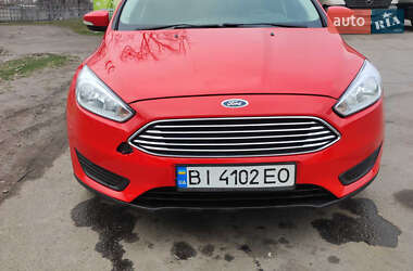 Хетчбек Ford Focus 2016 в 