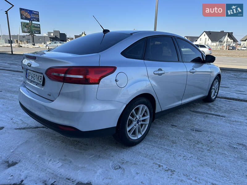 Седан Ford Focus 2015 в Луцке