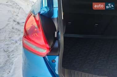 Хэтчбек Ford Focus 2016 в 