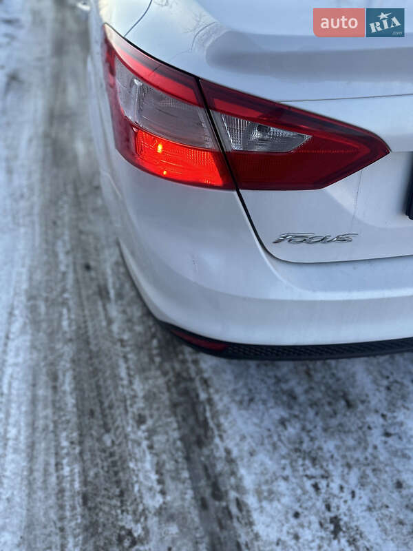 Седан Ford Focus 2011 в Первомайске