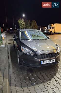 Седан Ford Focus 2015 в 