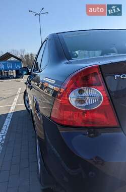 Седан Ford Focus 2008 в 