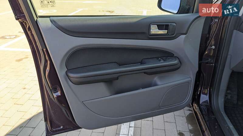 Седан Ford Focus 2008 в Кременчуці
