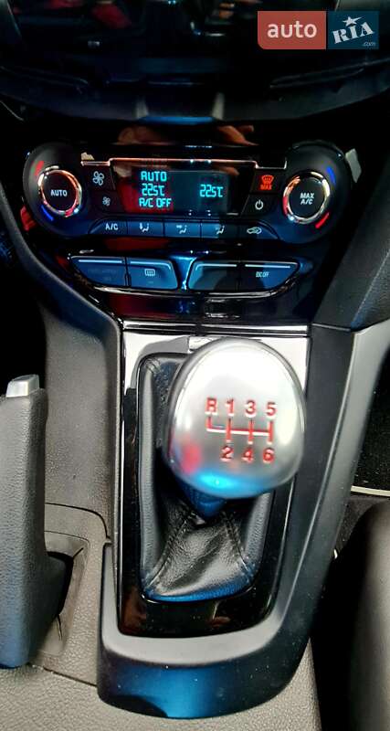 Хэтчбек Ford Focus 2013 в Киеве фото 18 Хэтчбек Ford Focus 2013 в Киеве