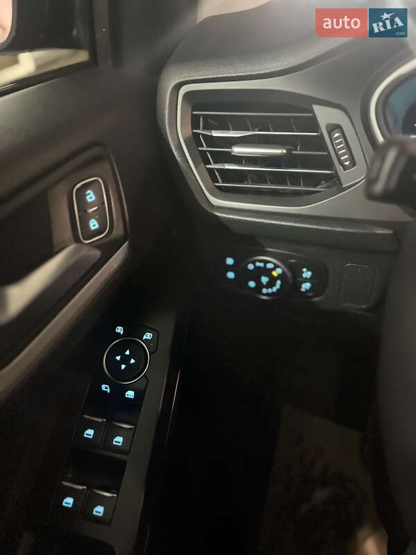 Хетчбек Ford Focus 2020 в Тернополі