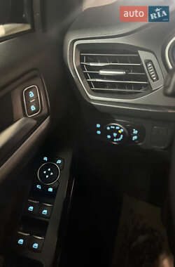Хэтчбек Ford Focus 2020 в 