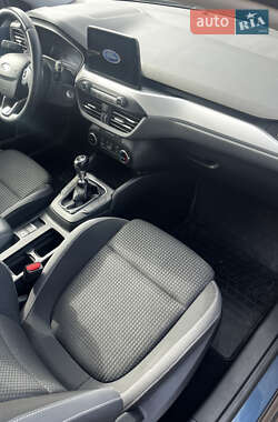 Хэтчбек Ford Focus 2020 в 