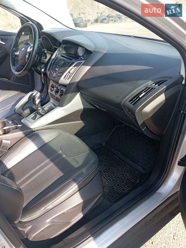Хэтчбек Ford Focus 2013 в Одессе