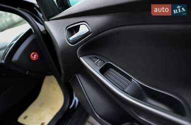Универсал Ford Focus 2016 в 