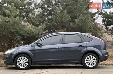Хетчбек Ford Focus 2011 в 