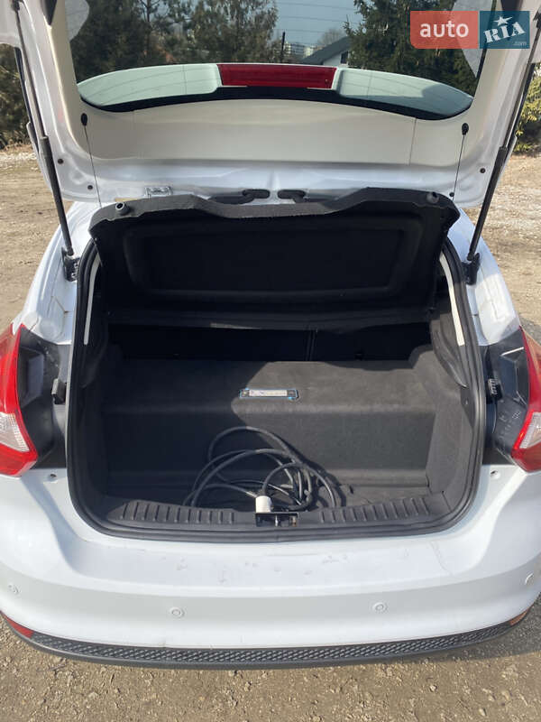 Хетчбек Ford Focus 2013 в Тернополі