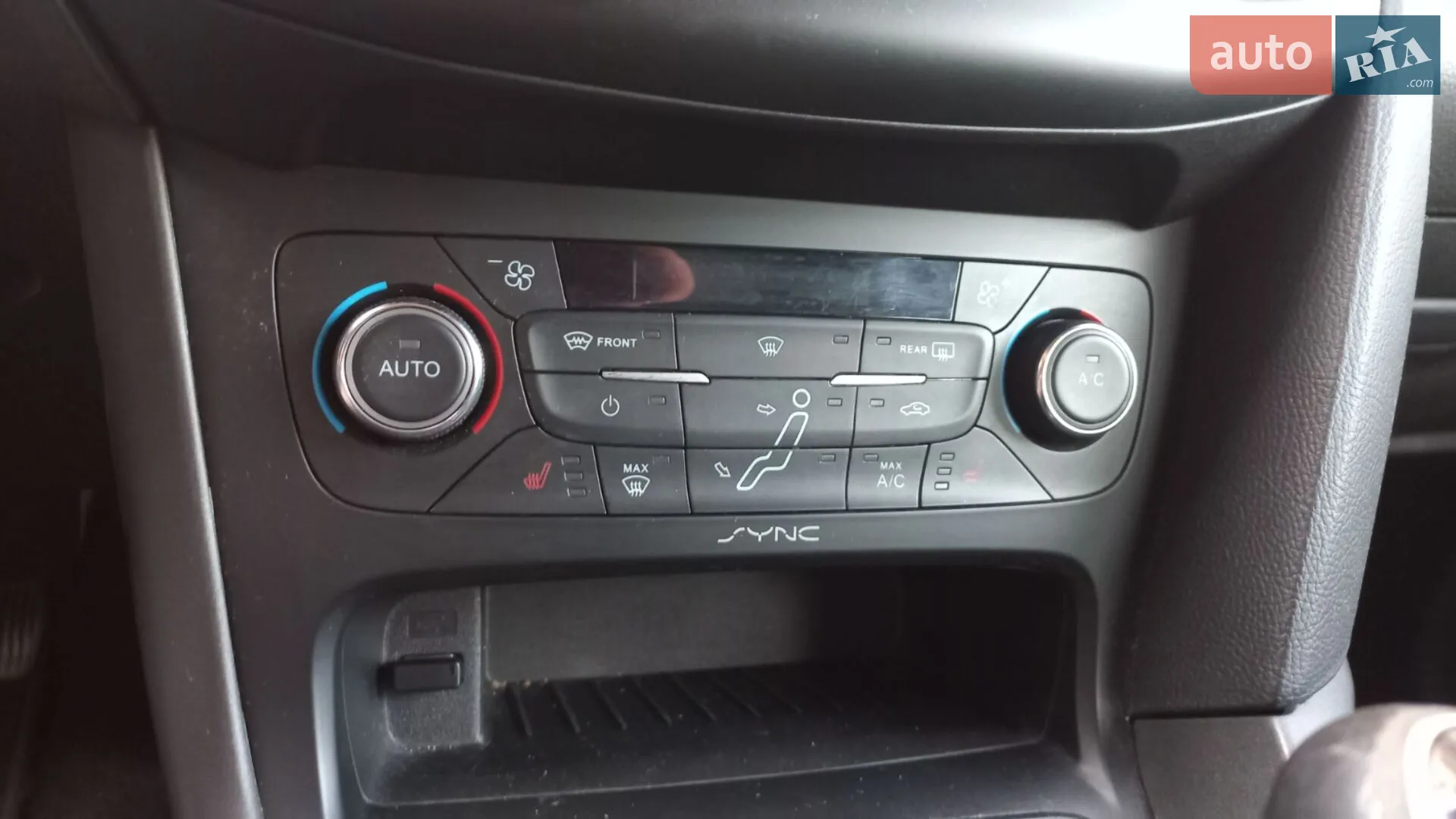 2017 Ford Focus - мініатюра 14