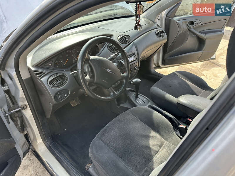 Седан Ford Focus 2001 в Херсоне