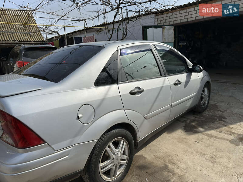 Седан Ford Focus 2001 в Херсоне