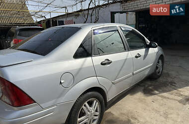 Седан Ford Focus 2001 в 