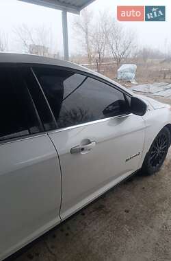 Хэтчбек Ford Focus 2013 в 
