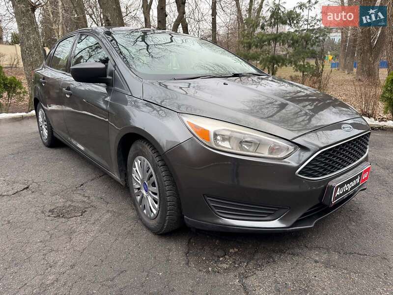 Седан Ford Focus 2017 в Киеве