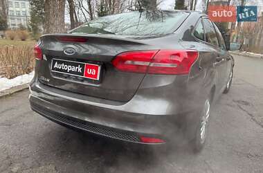 Седан Ford Focus 2017 в 