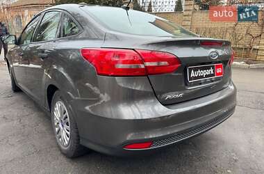 Седан Ford Focus 2017 в 