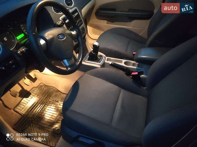 Универсал Ford Focus 2005 в Дубно