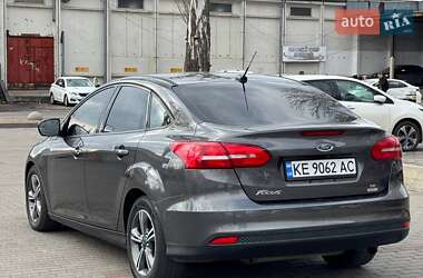 Седан Ford Focus 2017 в 