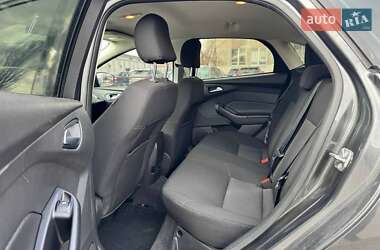 Седан Ford Focus 2017 в 