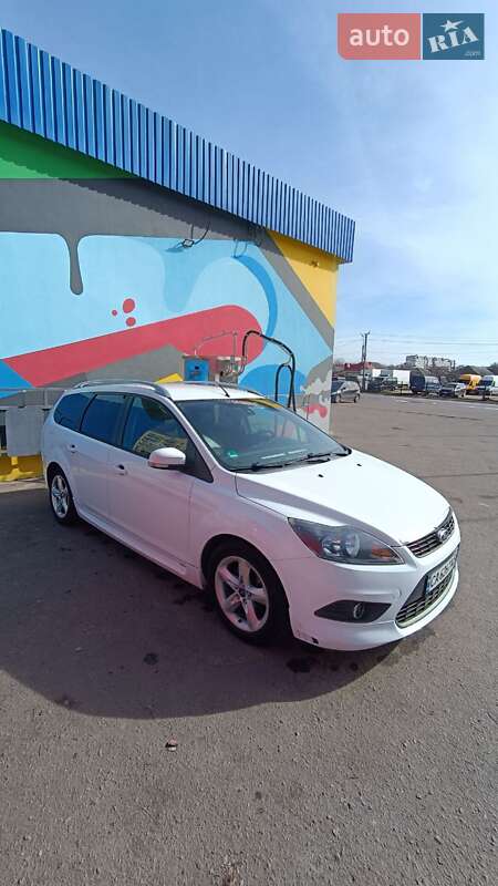Ford Focus 2010