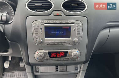 Универсал Ford Focus 2010 в 