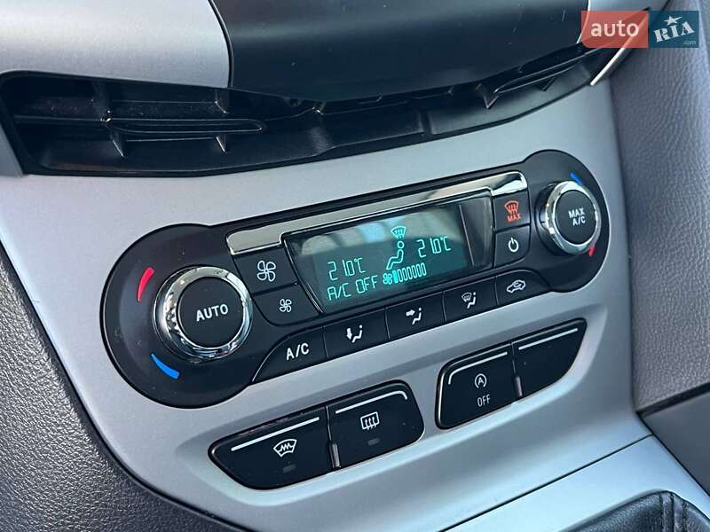 Хэтчбек Ford Focus 2013 в Львове