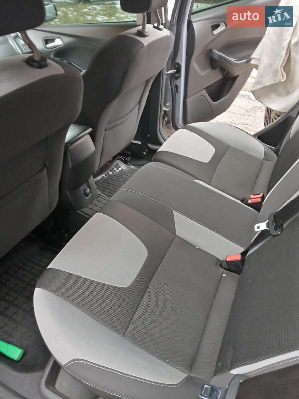 Хэтчбек Ford Focus 2013 в Полтаве