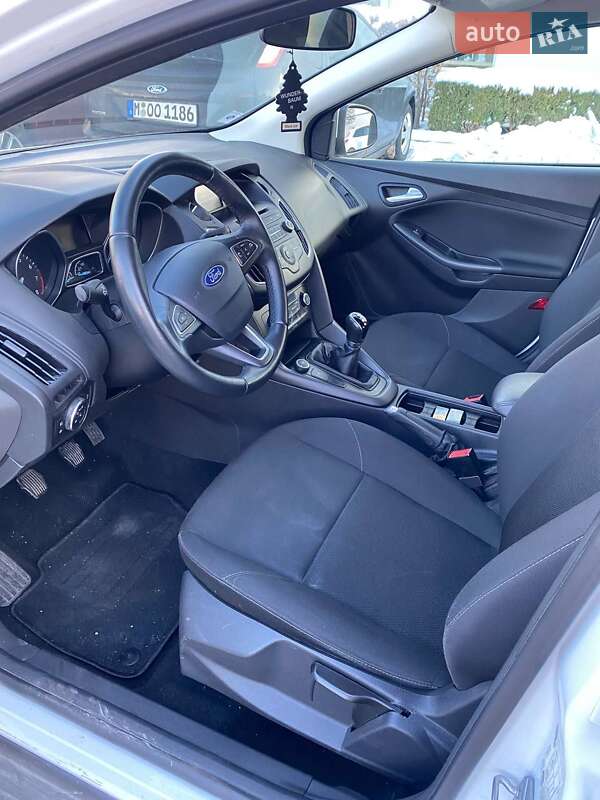 Хэтчбек Ford Focus 2017 в Полтаве фото 7 Хэтчбек Ford Focus 2017 в Полтаве