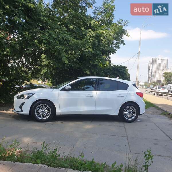 Хэтчбек Ford Focus 2019 в Киеве