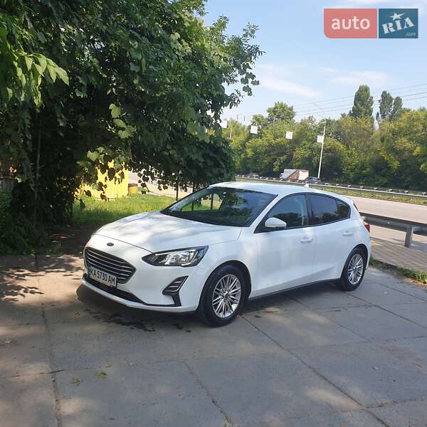 Хэтчбек Ford Focus 2019 в Киеве