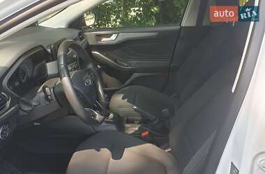 Хэтчбек Ford Focus 2019 в 